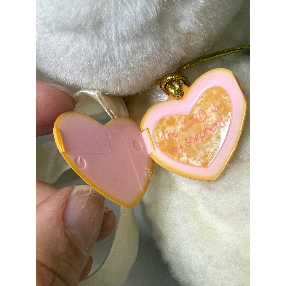 Vintage 1985 Applause Precious Moments Plush Lamb Sheep Heart Locket 4558